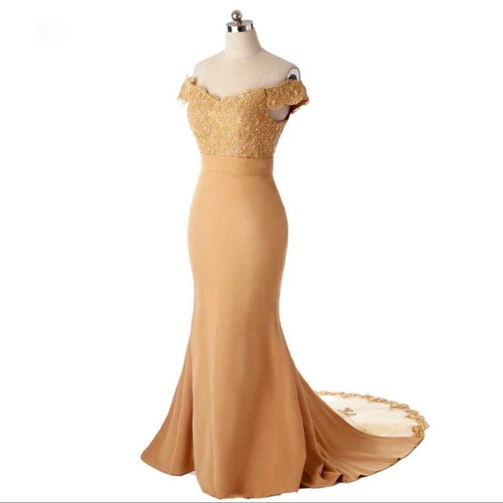 Off The Shoulders Elegant Gold Long Dress